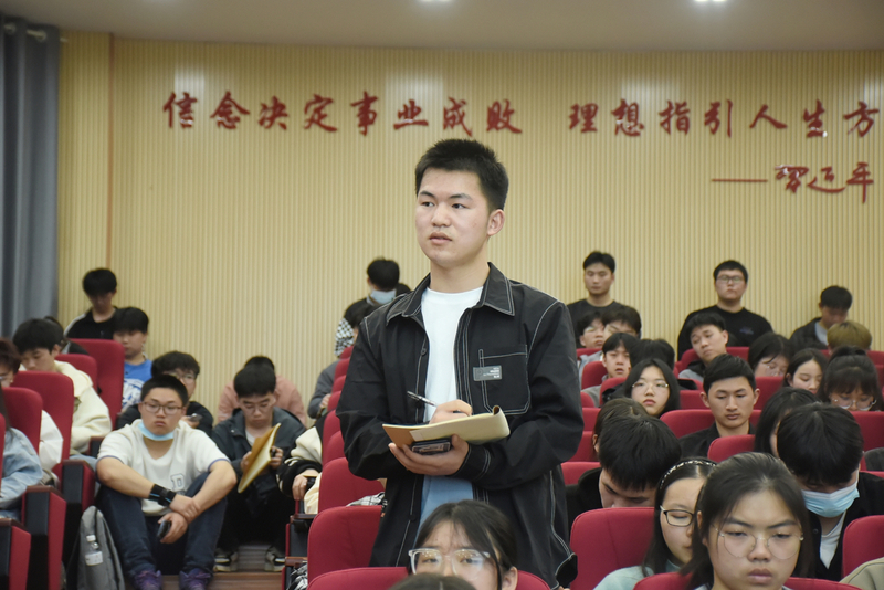 2023.3.16 研究性学习成果研讨交流会 李晶妹retouch_2023031610310268.jpg